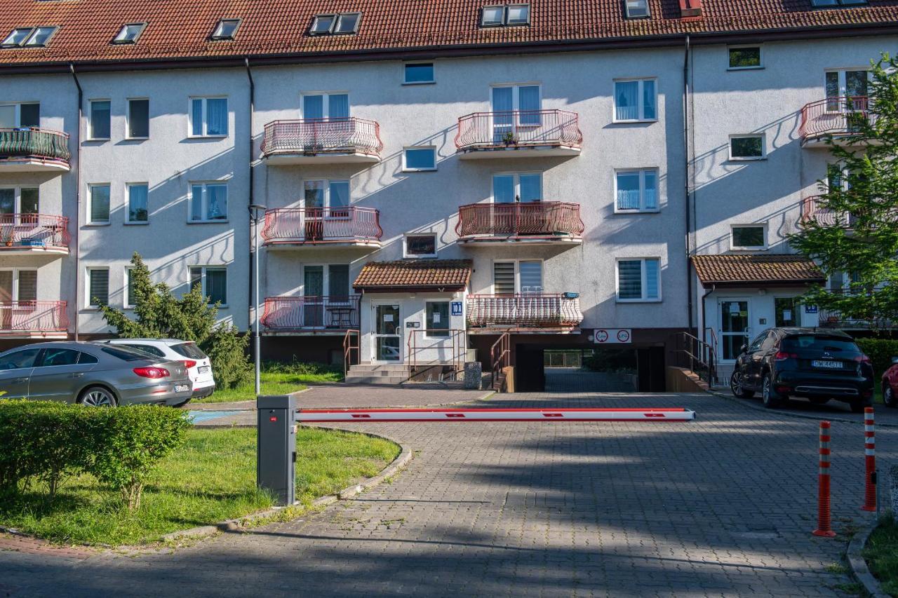 Apartament Wakacyjny Z Klimatyzacja Kołobrzeg Extérieur photo