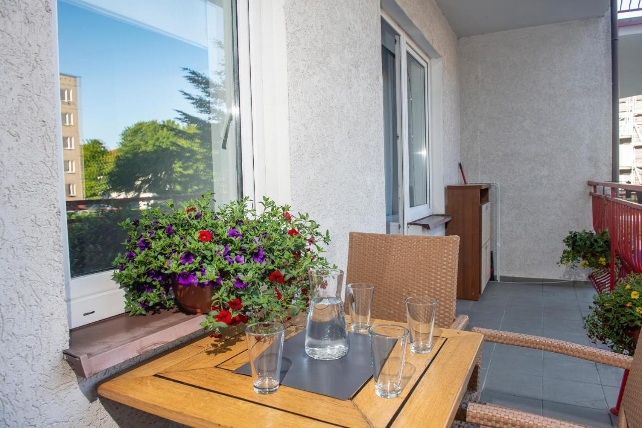 Apartament Wakacyjny Z Klimatyzacja Kołobrzeg Extérieur photo